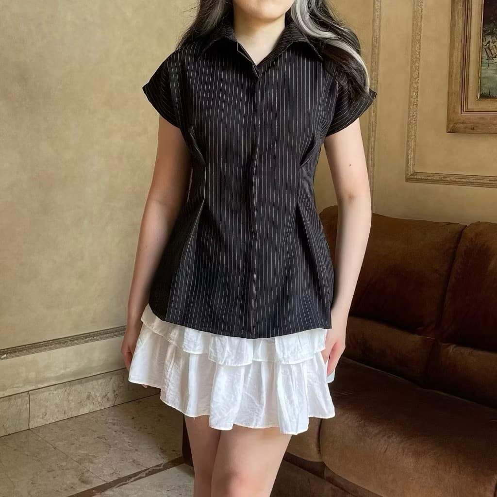 Kemeja Wanita Salur Alba Top – Stripe Fitted Shirt Slim Fit Lengan Pendek Casual Kantor Korean Style